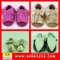 China factory wholesale hot sale sweet color tassels sandals and bow cow leather cheap shoes with baby